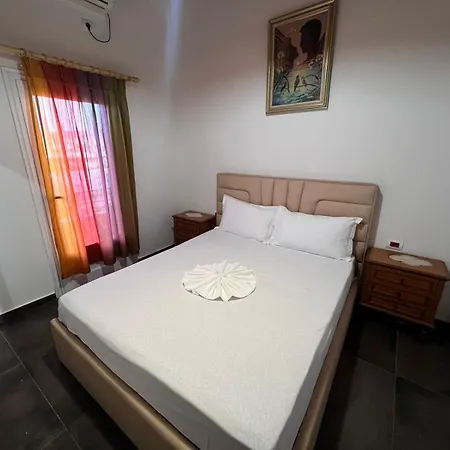 Guest Arbri Pensjonat Wlora