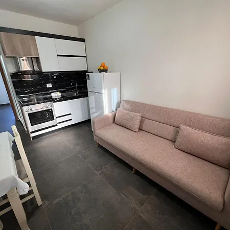 Πανσιόν Guest Arbri Vlorë