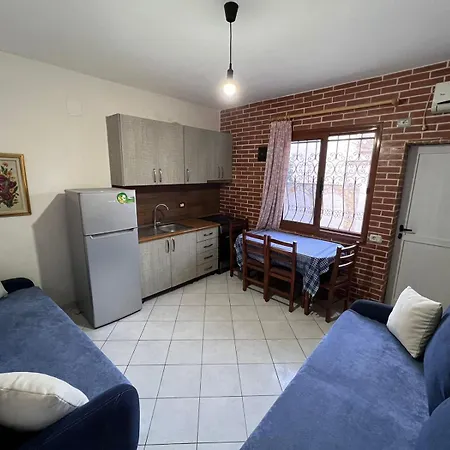 Guest Arbri Πανσιόν