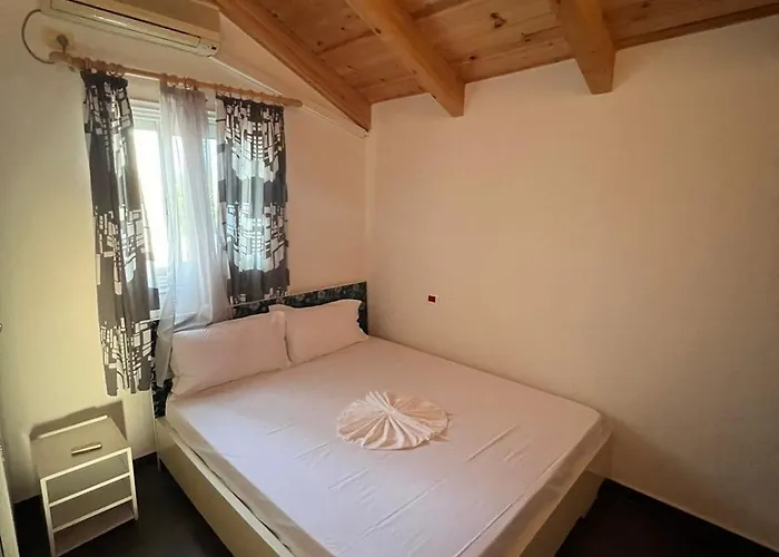 בית הארחה Guest Arbri Vlorë