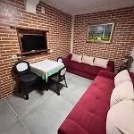 Vendégház Guest Arbri