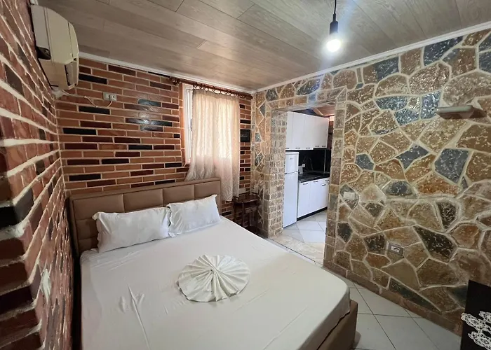 Guest Arbri ゲストハウス Vlorë
